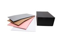 Magnetbox "Liverpool" flachliegend in versch. Farben und Größen 